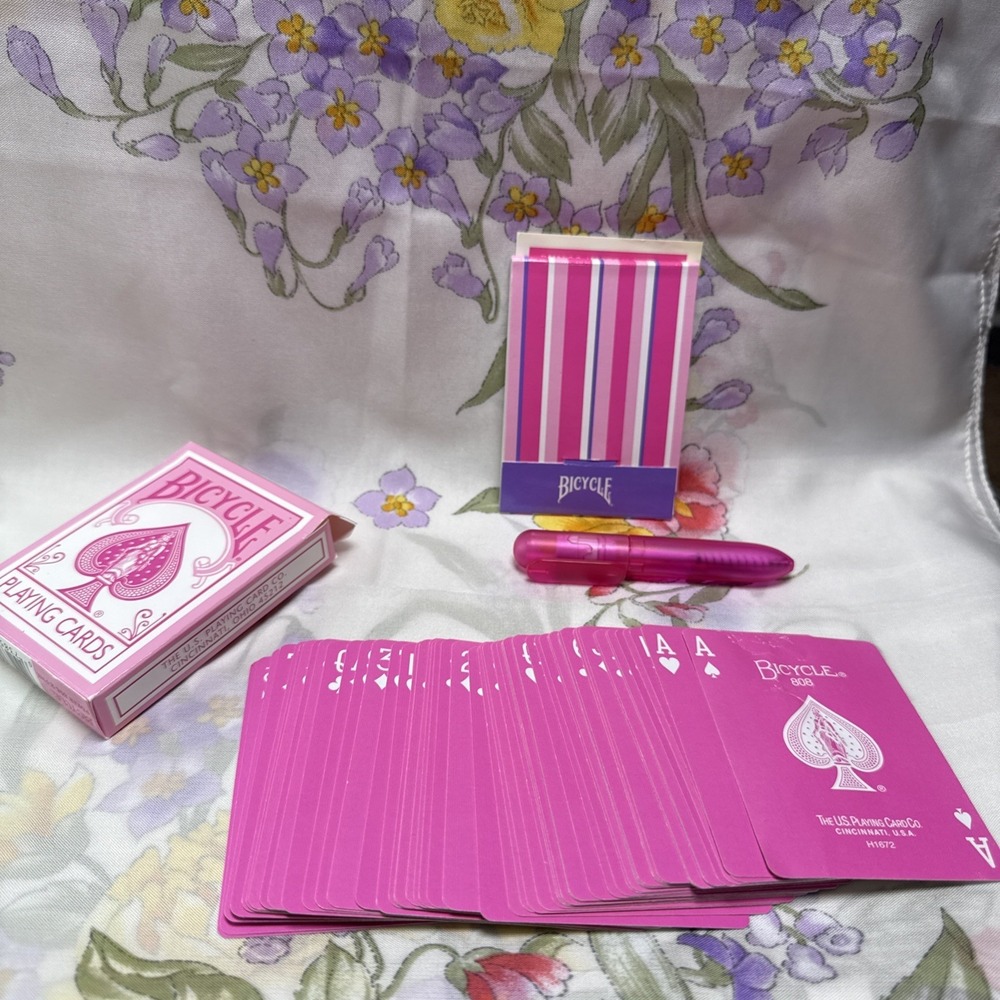 Bicycle Pink Playing Cards, Pink Pen&Pad